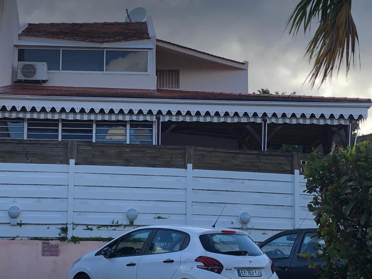 Carline Villa Ле Диамант Екстериор снимка